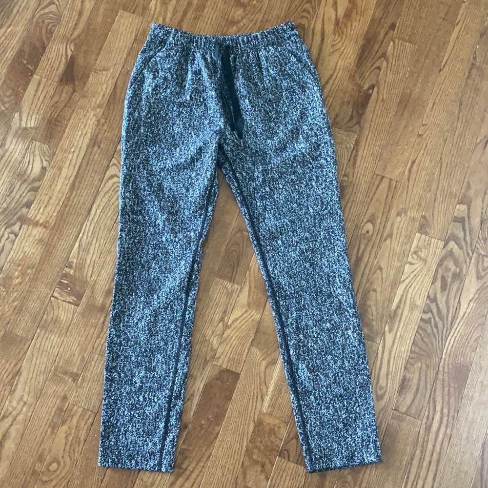 Light weights Lululemon pants